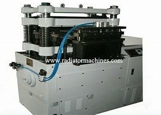 servocontrol da máquina da aleta de 300M/Min Double Tray Aluminum Radiator