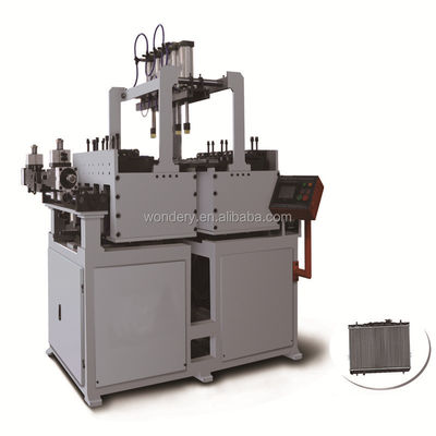 comprar Máquina de crimpagem de tanques de plástico tipo servo com tela HMI para fácil instalação e operação em aplicações de radiadores de alumínio Fabricação em linha