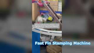 Máquina de estampagem de aleta de alumínio para resfriador de óleo de alta eficiência | Equipamento para fabricação de barbatanas de precisão